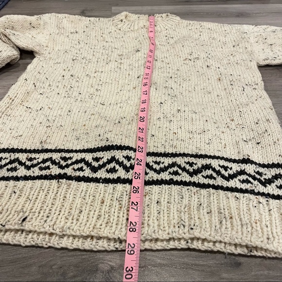 EUC Vintage Wool Sweater Pullover Handmaid Knit Size Large Over Size Tan - Picture 11 of 12
